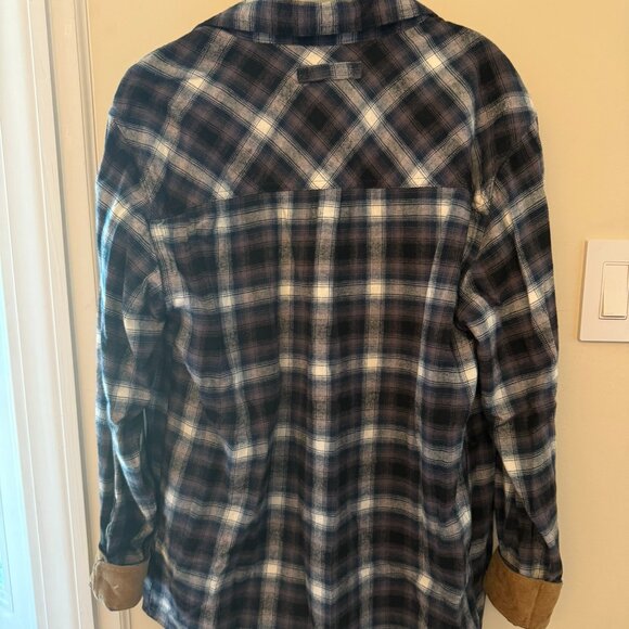The Original Buck Camp Legendary Whitetails Flannel Button Down Mens Medium Fall - Picture 3 of 8